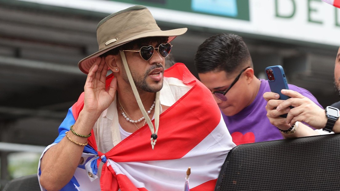 Bad Bunny denuncia las desigualdades sociales que afronta Puerto Rico en su nuevo videoclip 'El Apagón' (VIDEO)