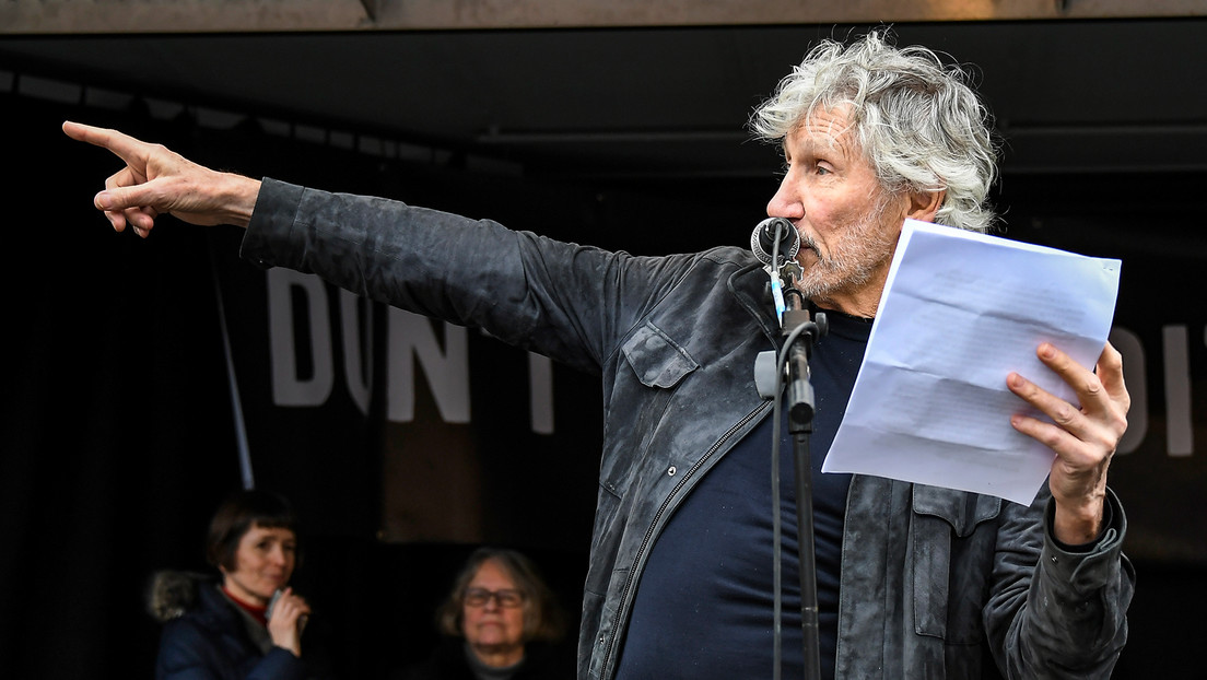 Roger Waters le escribe una carta abierta a Putin