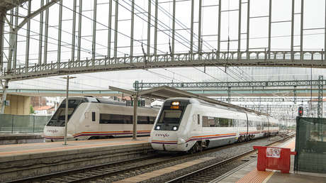 España 'estrena' trenes gratis y rebajas de hasta el 50 % en metro y autobuses