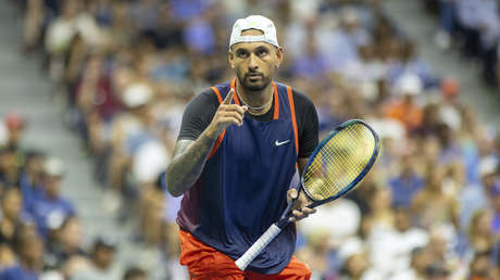 "Voy a parecer un idiota": el tenista Nick Kyrgios comenta una extraña jugada durante su victoria sobre Daniíl Medvédev