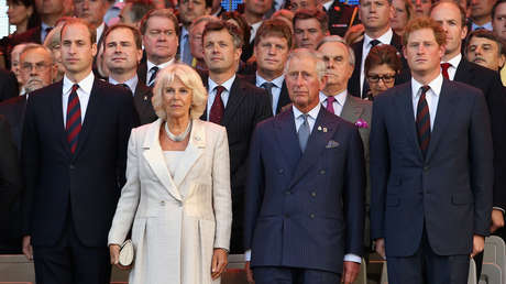 El himno nacional británico cambia de 'Dios salve a la Reina' a 'Dios salve al Rey' tras la muerte de Isabel II