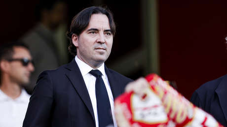 El presidente de un club español y el agente de un futbolista, a golpes en las negociaciones por el fichaje