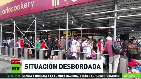 Illinois declara estado de emergencia ante la ola de inmigrantes enviados desde Texas
