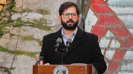 Boric lamenta que Piñera se "escondiera" durante los meses de campaña del plebiscito constitucional