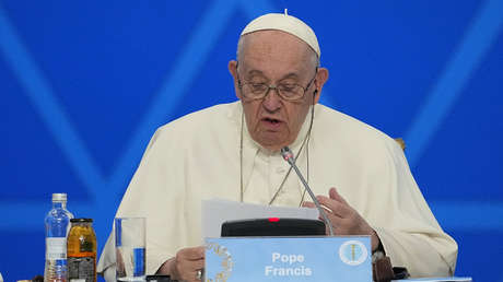 El papa Francisco advierte sobre los "caminos equivocados" de Occidente
