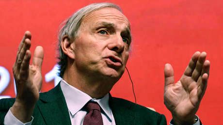 Ray Dalio arremete contra el Gobierno de Reino Unido por su "error fiscal"