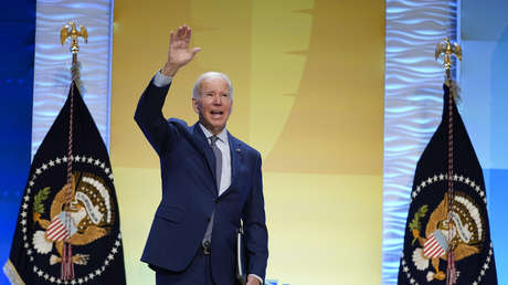 "¿Dónde está Jackie?": Biden pregunta en un acto público por una congresista fallecida