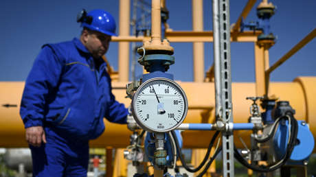 La UE acuerda una tasa a las eléctricas y reducir el consumo energético en un 5 % en las 'horas pico'