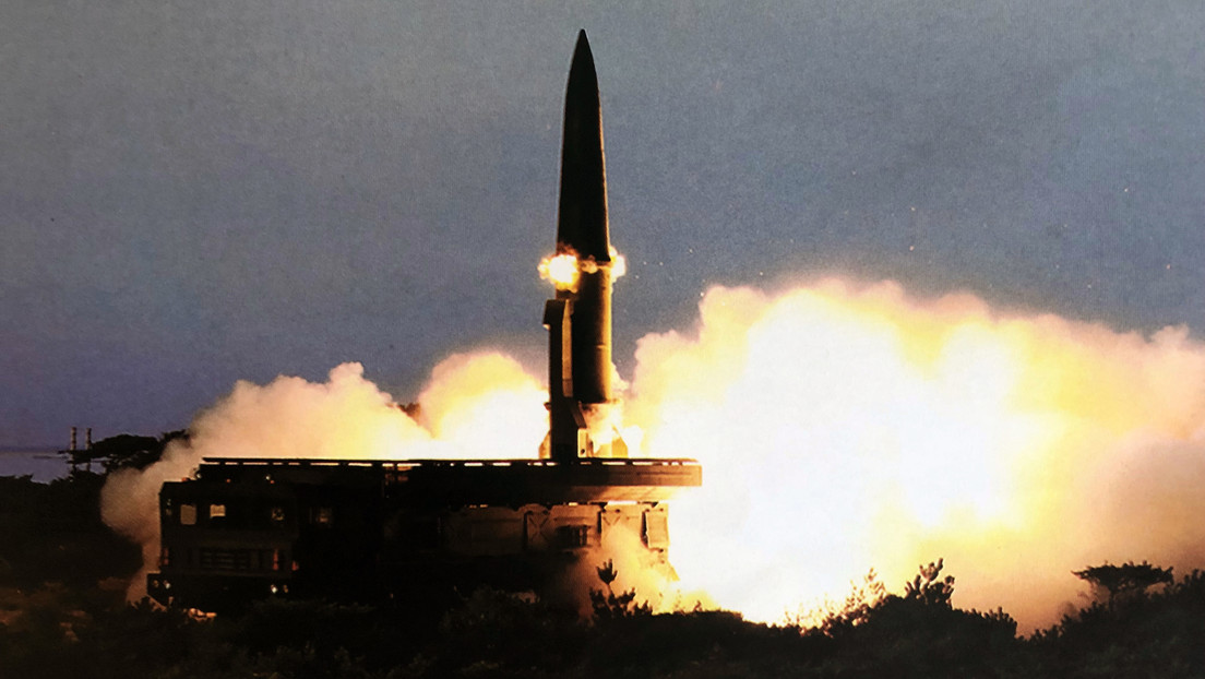 Los lanzamientos de misiles de Corea del Norte estarían vinculados con los movimientos del portaviones USS Ronald Reagan