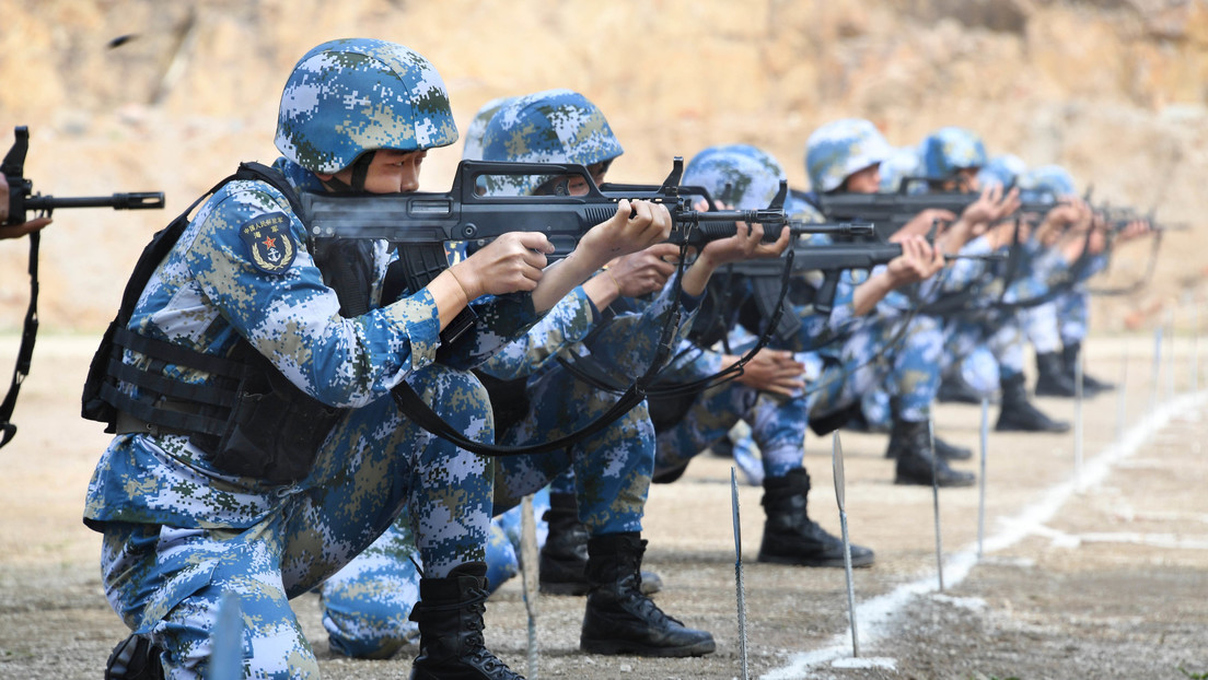 Infantes de marina de China se entrenan en condiciones extremas