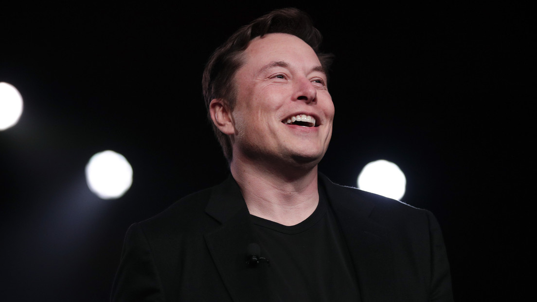 Elon Musk está "emocionado" por la situación de Twitter, pese a que admite que pagará de más por su compra