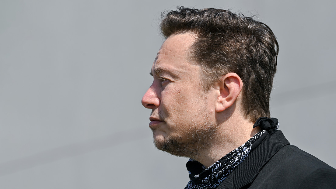 Elon Musk pierde más de 100.000 millones de dólares en menos de un año