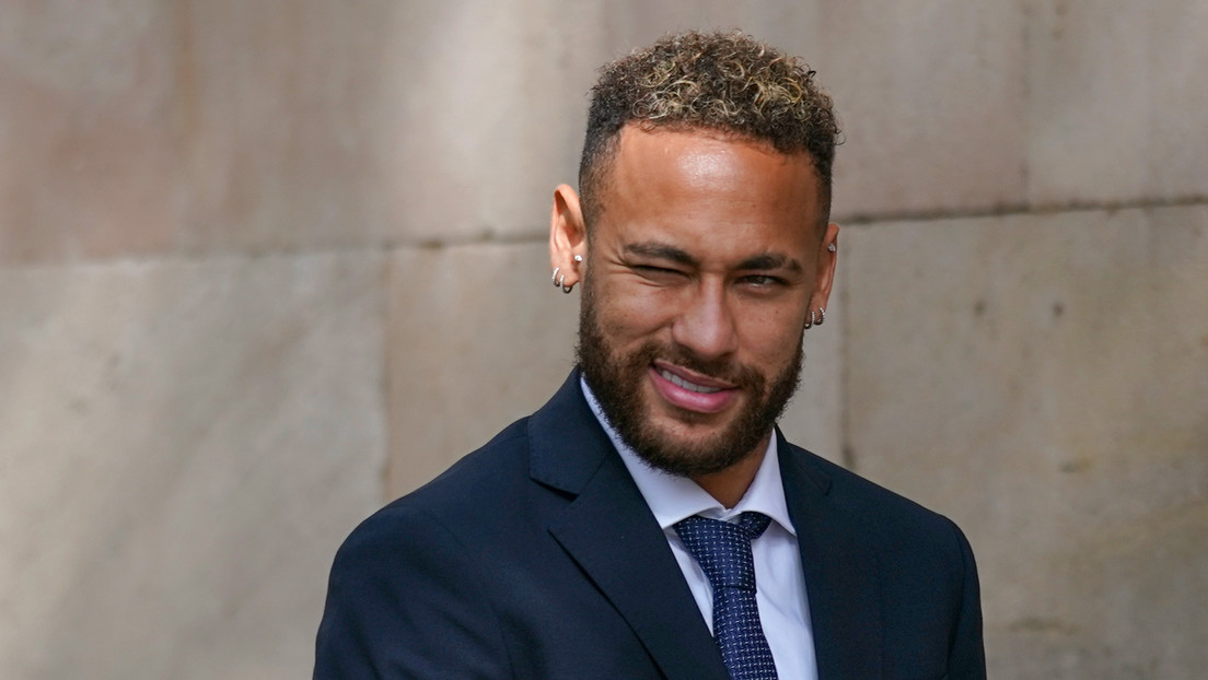 La Fiscalía española retira todos los cargos de corrupción y fraude contra el futbolista Neymar