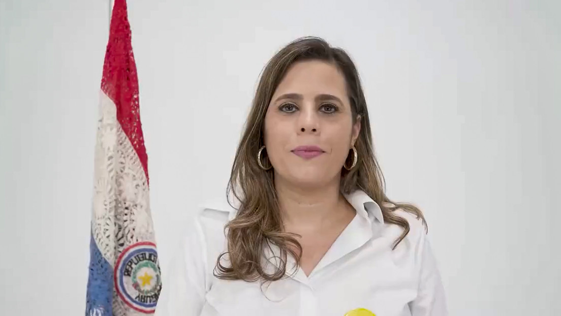 Al ritmo de 'Te felicito' de Shakira, una diputada paraguaya increpa a opositores en el Congreso
