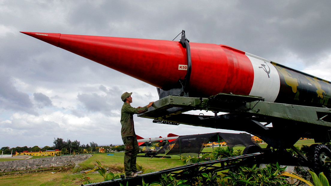 Lavrov explica en qué se asemejan y se diferencian la crisis de los misiles de Cuba y la situación en Ucrania