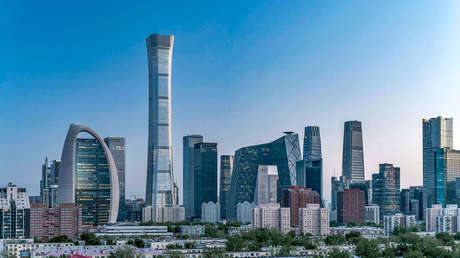 "¿No entiende chino?": Pekín presenta un código de conducta para su personal