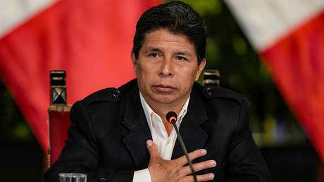 Denuncias por corrupción contra Pedro Castillo, detenciones y allanamientos a congresistas agravan la crisis política en Perú