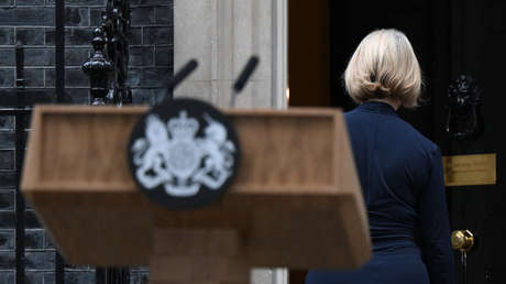 Zajárova, tras la renuncia de Truss: "El Reino Unido nunca ha conocido tal primera ministra"