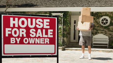 Desconocidos se instalan en la nueva casa de una pareja en EE.UU. y se niegan a marcharse