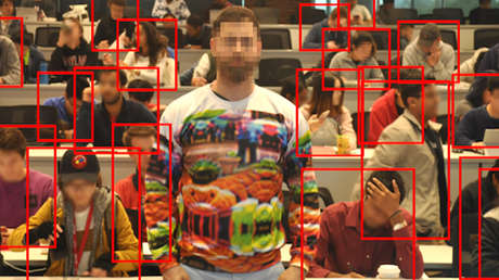 Inventan un suéter que nos hace 'invisibles' ante los detectores de reconocimiento facial
