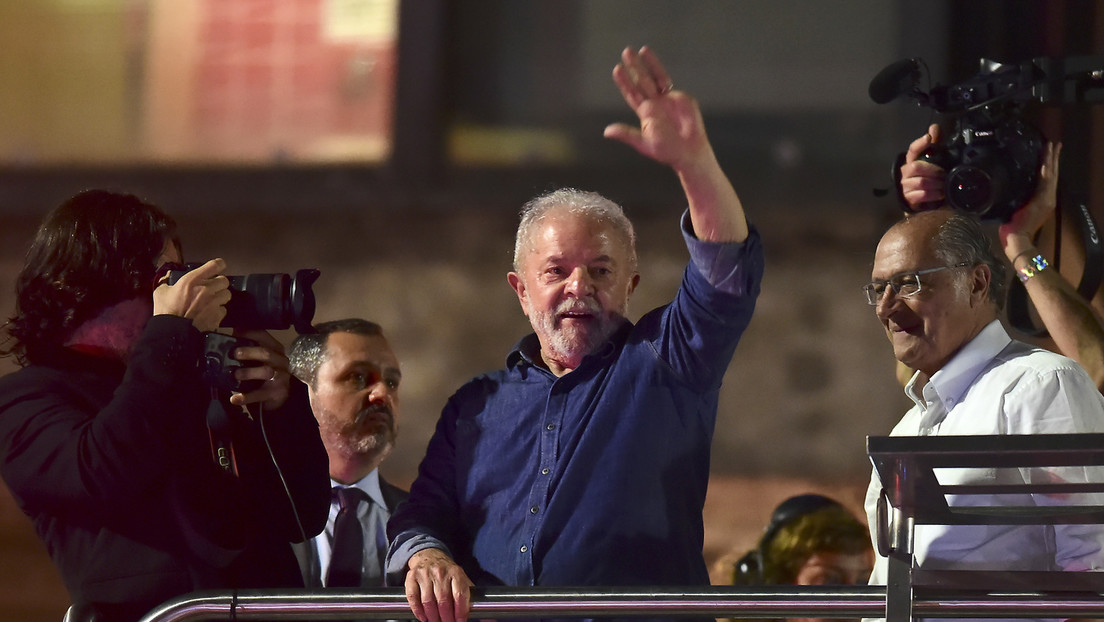 Moverse o anquilosarse: Lula y los malabares para gestionar una victoria en campo minado