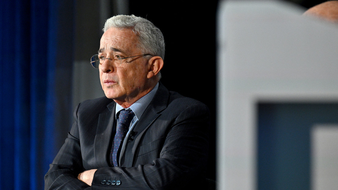 El exmandatario colombiano Álvaro Uribe Vélez