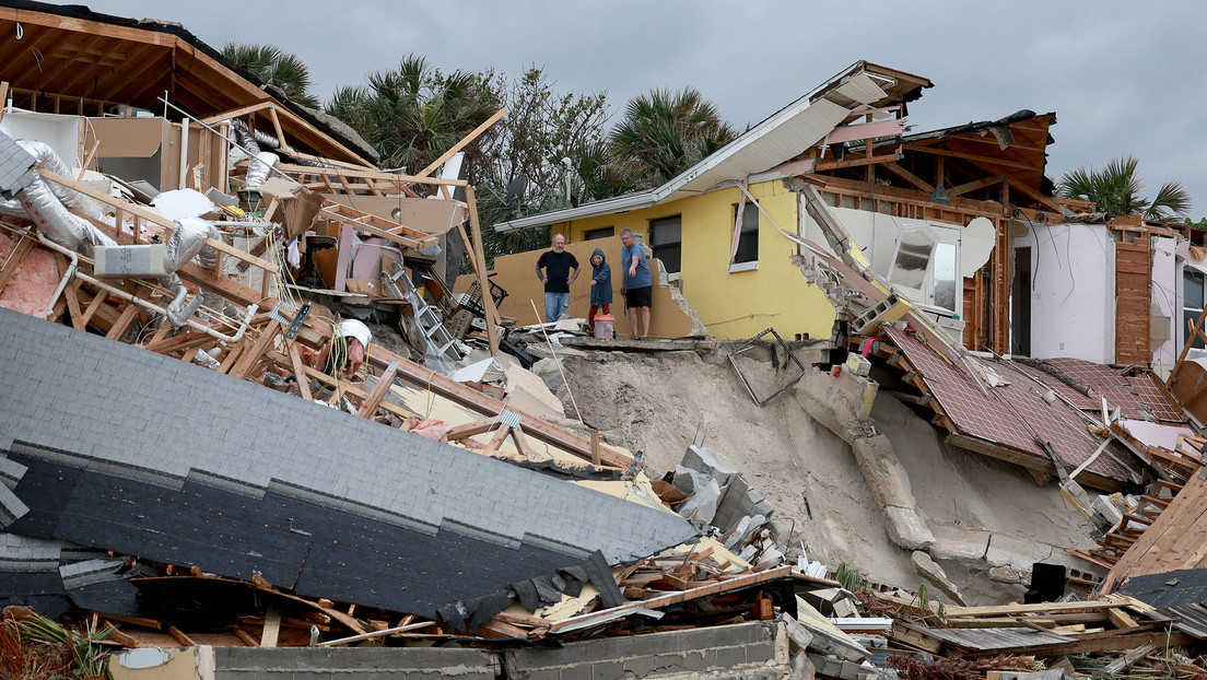 Varios muertos y cientos de miles de hogares sin luz: los estragos del huracán Nicole en Florida (FOTOS, VIDEOS)