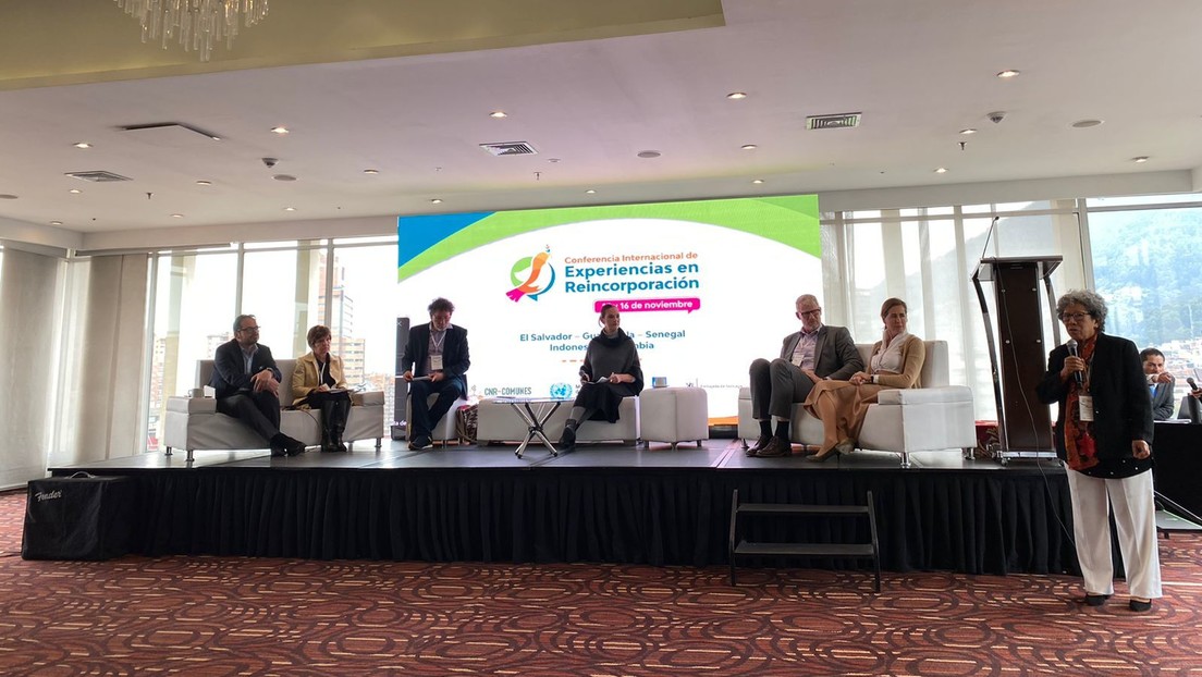 Colombia reúne a excombatientes de cinco países para debatir sobre reincorporación y paz