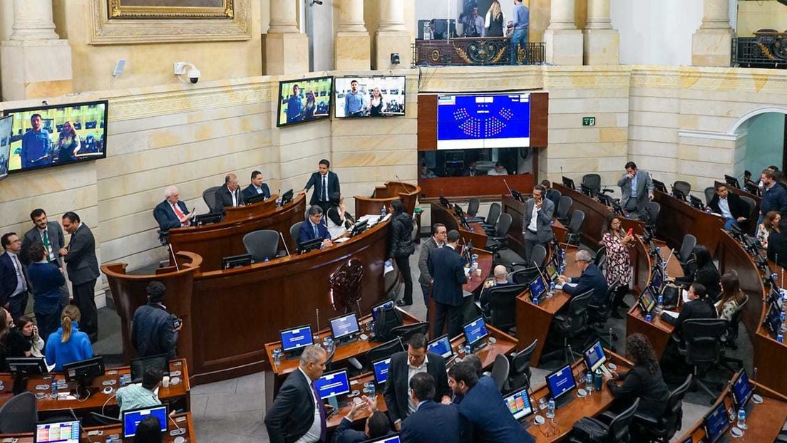 El Senado de Colombia aprueba el informe de conciliación de la reforma tributaria de Petro