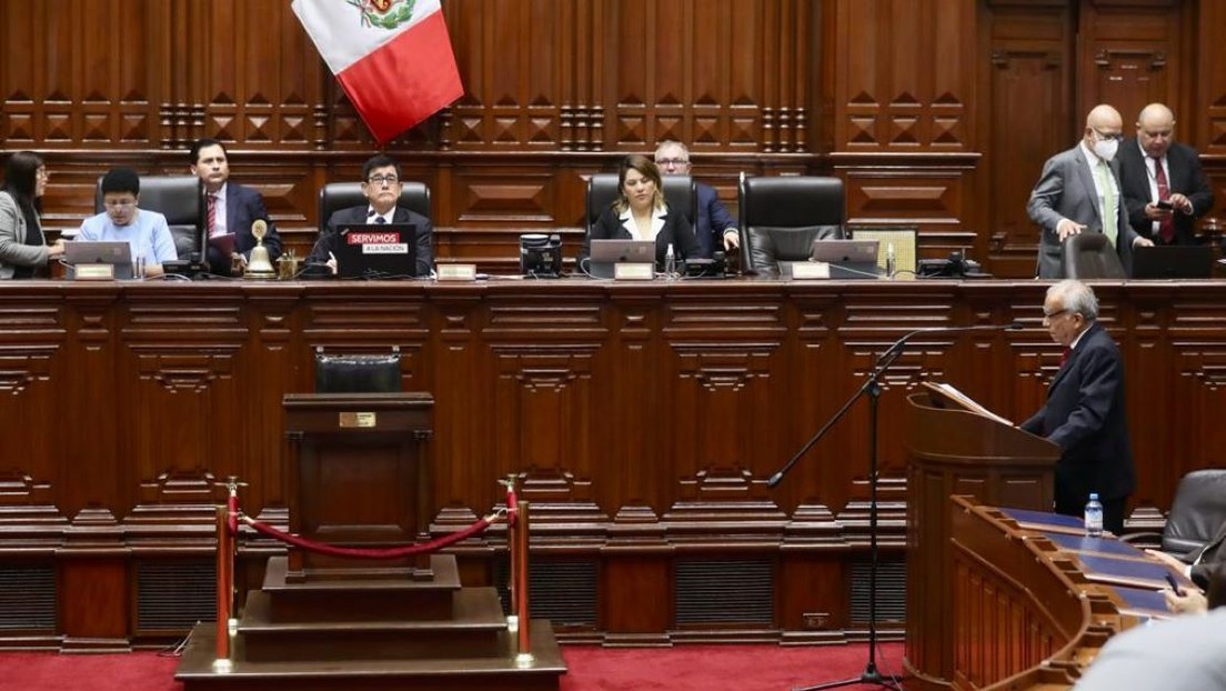 Premier de Perú presenta ley de participación política y pone en la mesa la "cuestión de confianza"