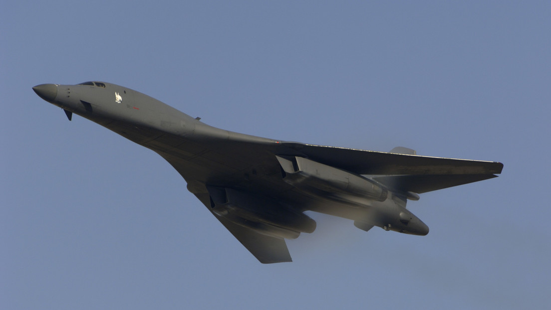 Un bombardero estratégico B-1B de EE.UU. se une al simulacro aéreo conjunto entre Seúl y Washington