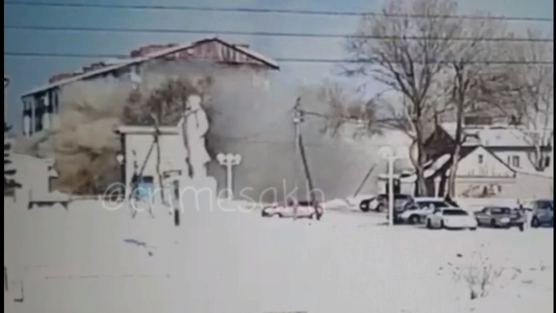 VIDEO: Momento del colapso de un edificio residencial en el Lejano Oriente ruso tras explosión de gas
