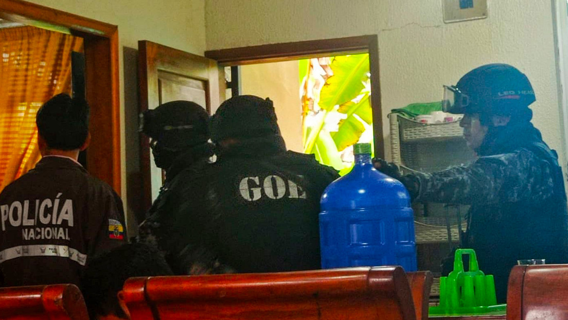 Detienen a exfuncionario de la Agencia de Control de Energía de Ecuador en un caso por minería ilegal