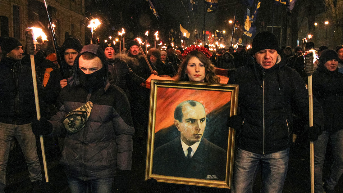 Una ciudad ucraniana rebautiza la calle León Tolstói con el nombre del colaboracionista nazi Stepán Bandera