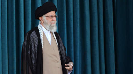 Líder supremo de Irán: "Aquellos que piensan que EE.UU. es un poder intocable, se equivocan"