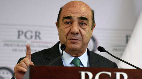 Denuncian por lavado de dinero al exprocurador mexicano Jesús Murillo Karam