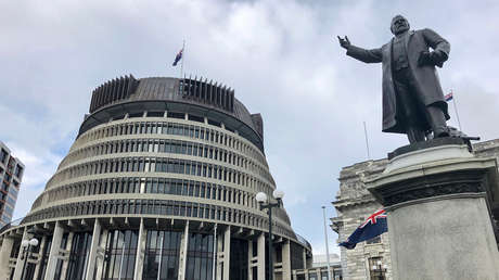 Nueva Zelanda analiza si votar desde los 18 años es discriminatorio