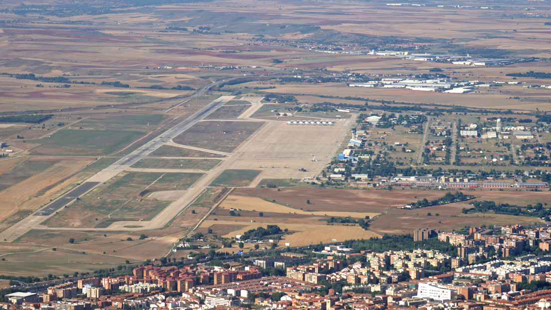 Detectan un paquete explosivo en la base aérea de Torrejón en España