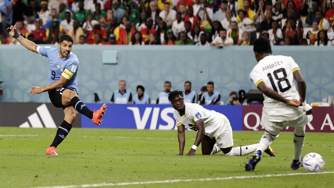 Uruguay se impone ante Ghana pero no logra avanzar a los octavos de final