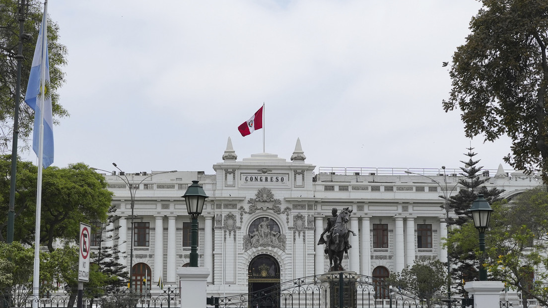 Presidente del Constitucional de Perú: "Pedro Castillo ha dado un golpe de Estado ineficaz"