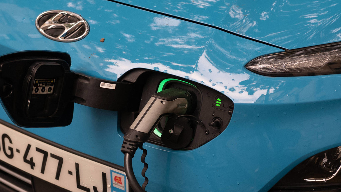 FT: En Europa es más barato tener un coche eléctrico que uno a gasolina o diésel