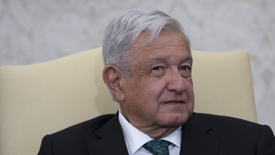 "Es una gente solidaria": López Obrador pide al cantante Bad Bunny un concierto gratuito en México