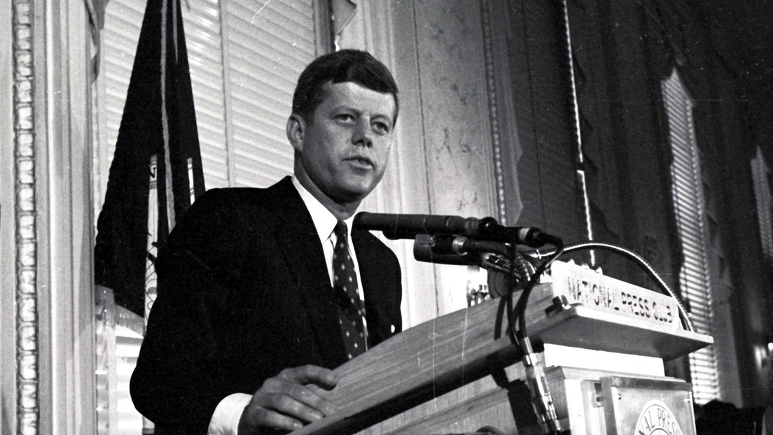 EE.UU. desclasifica más de 13.000 documentos sobre el magnicidio de John F. Kennedy