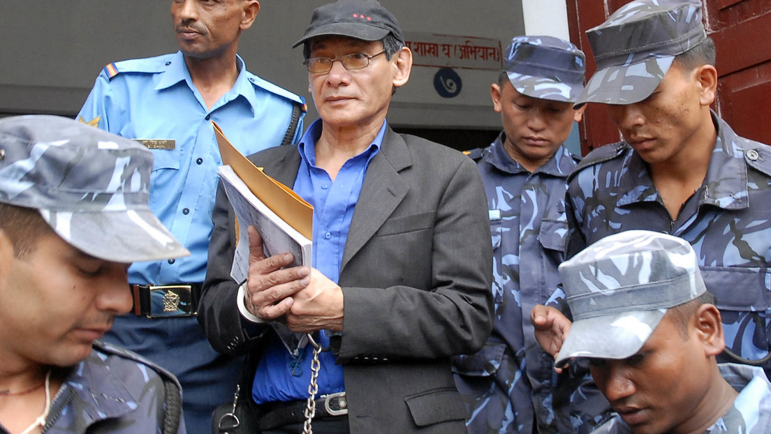 Nepal libera a la 'Serpiente', un asesino serial francés condenado a cadena perpetua