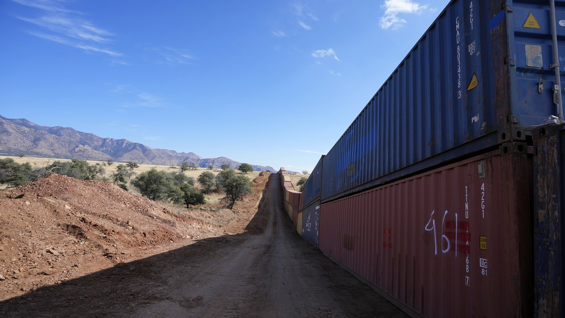 Arizona Desmantelará El Muro De Contenedores Instalado En La Frontera ...