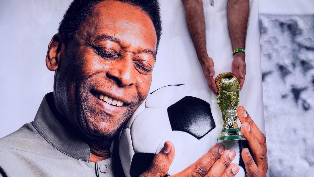 El mundo del fútbol rinde 'gloria eterna' al rey Pelé tras su fallecimiento
