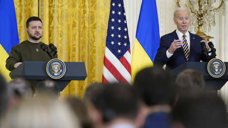 Biden a Zelenski:  EE.UU. seguirá apoyando a Kiev "el tiempo que haga falta"