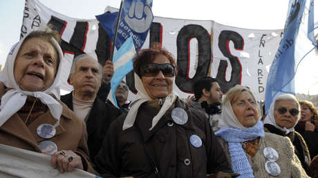 Líderes argentinos celebran hallazgo del nieto 131