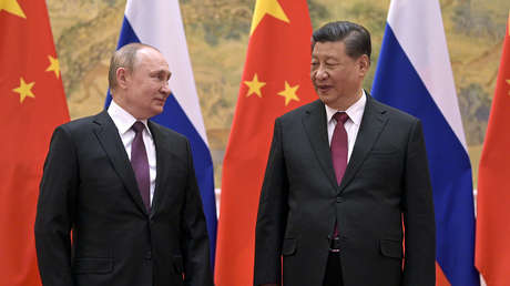 China estima que las relaciones con Rusia son "sólidas como una roca"