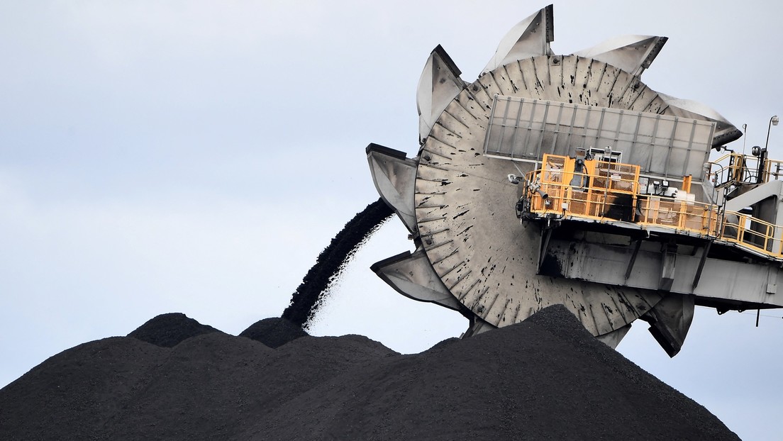 Reportan que China se prepara para levantar el embargo al carbón australiano